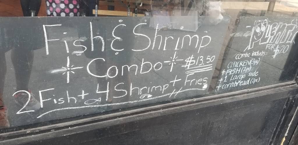 Soul Snack Bakery & Sweets | restaurant | 2704 E Tremont Ave, The Bronx, NY 10461, USA | 3476913137 OR +1 347-691-3137