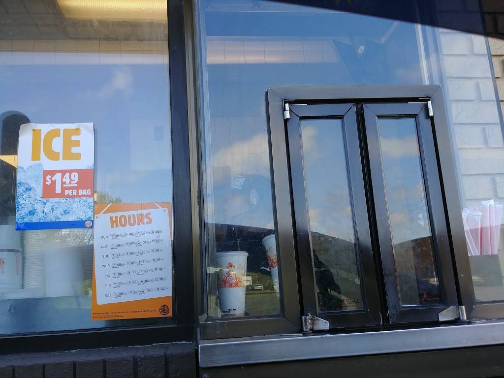 Burger King | restaurant | 1600 W 35th Ave, Gary, IN 46408, USA | 2198842357 OR +1 219-884-2357
