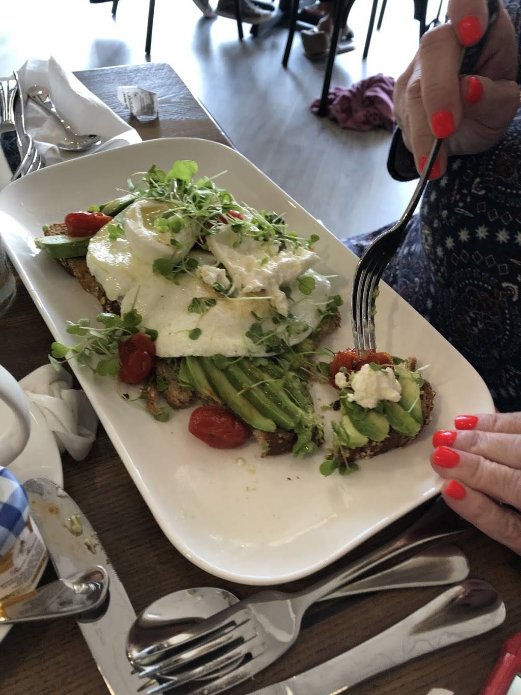 Me & You Restaurant | restaurant | 326 Broadway, Bethpage, NY 11714, USA | 5167190088 OR +1 516-719-0088