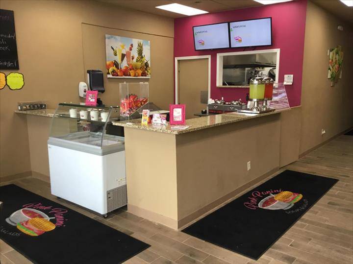Pink Panini Soups & Salads | restaurant | 17505 Kedzie Ave, Hazel Crest, IL 60429, USA | 7089144331 OR +1 708-914-4331