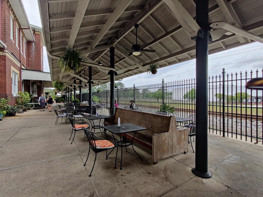 SASS! The Sweet and Savory Sisters | restaurant | 420 W Jackson St, Thomasville, GA 31792, USA | 2292366006 OR +1 229-236-6006