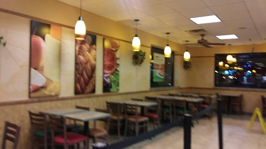 Subway | restaurant | 215 E Herrick Ave, Wellington, OH 44090, USA | 4406476402 OR +1 440-647-6402