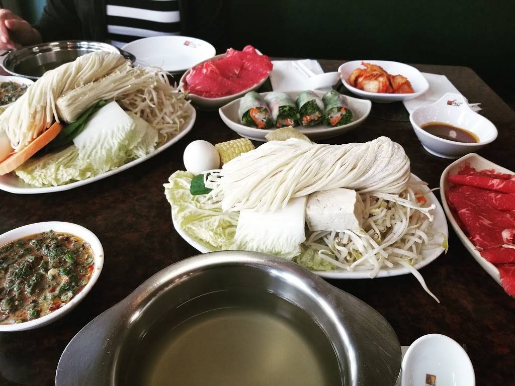 Pho 32 & Shabu | restaurant | 45-34 Bell Blvd, Flushing, NY 11361, USA | 7187674960 OR +1 718-767-4960