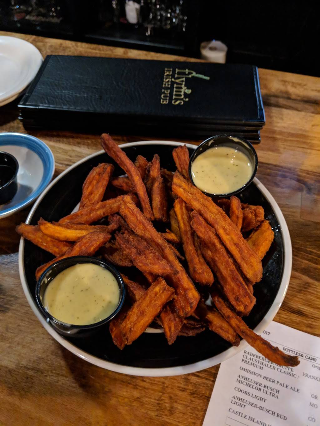 Flynns Irish Pub | restaurant | 2240 State Rd, Plymouth, MA 02360, USA | 5088880041 OR +1 508-888-0041