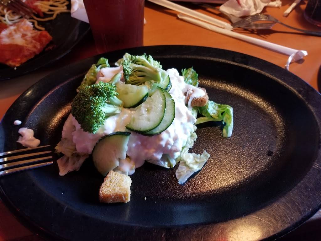 Shakeys Pizza Parlor | restaurant | 1027 S Harbor Blvd, Anaheim, CA 92805, USA | 7145330442 OR +1 714-533-0442