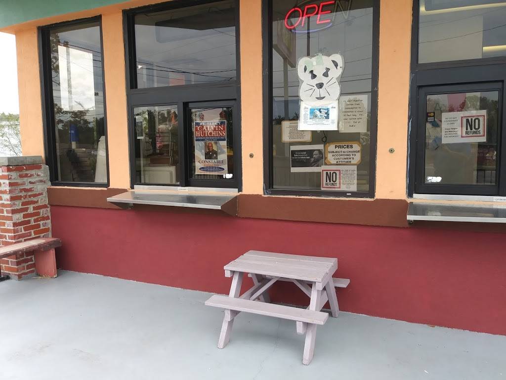 Dubs | restaurant | 3740 Main St, Moss Point, MS 39563, USA | 2284748004 OR +1 228-474-8004