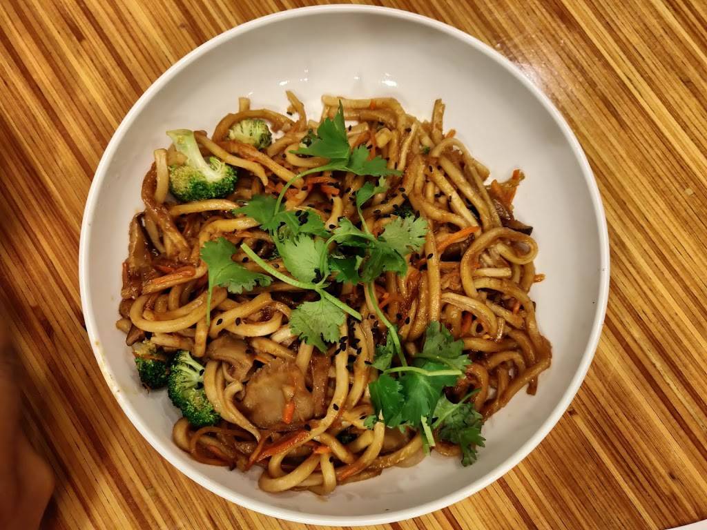 Noodles and Company | restaurant | 2727 W 75th St, Naperville, IL 60540, USA | 6307182063 OR +1 630-718-2063