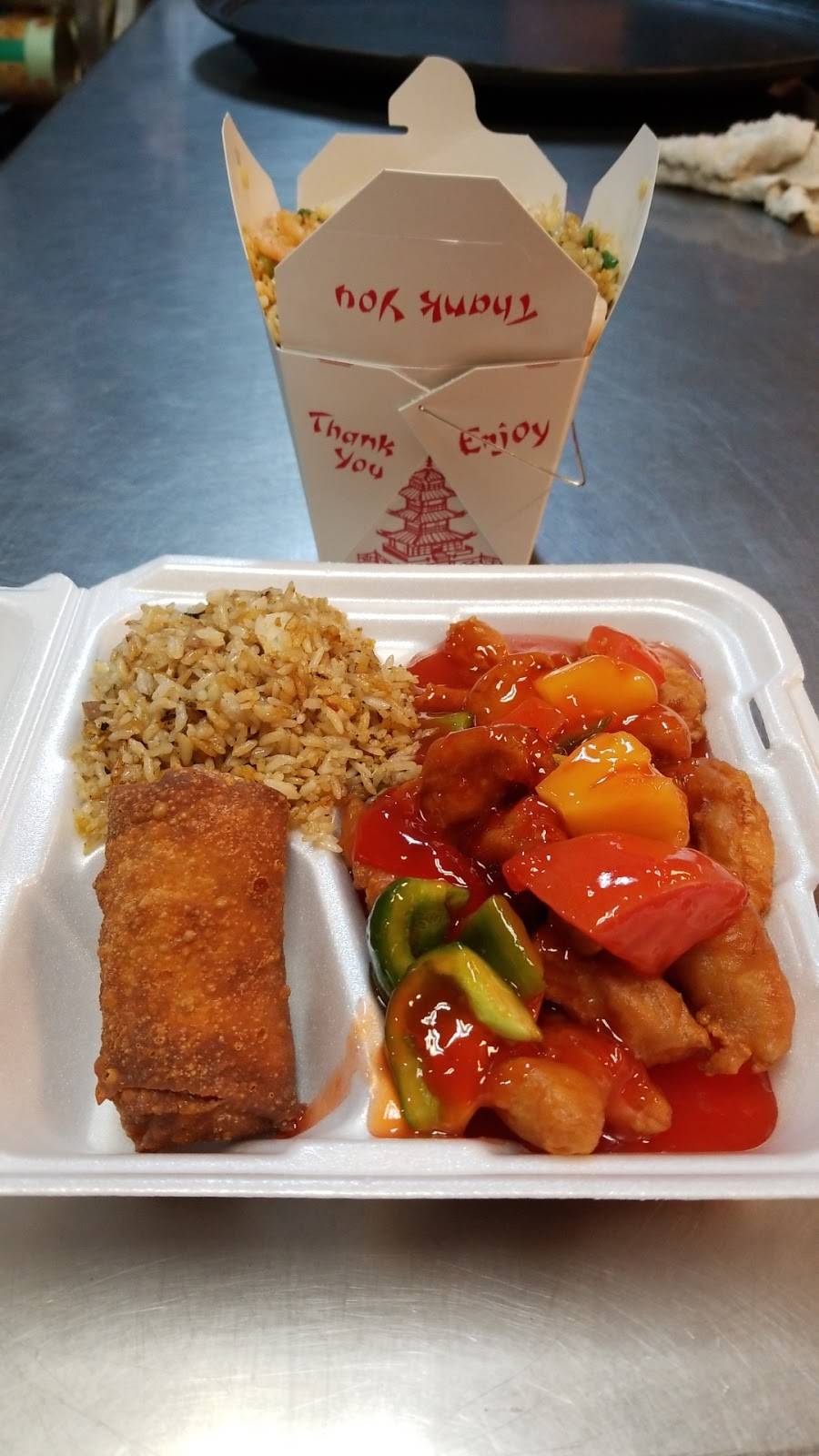 Golden Buddha | restaurant | 10 W 815 N, Howe, IN 46746, USA | 2605622646 OR +1 260-562-2646