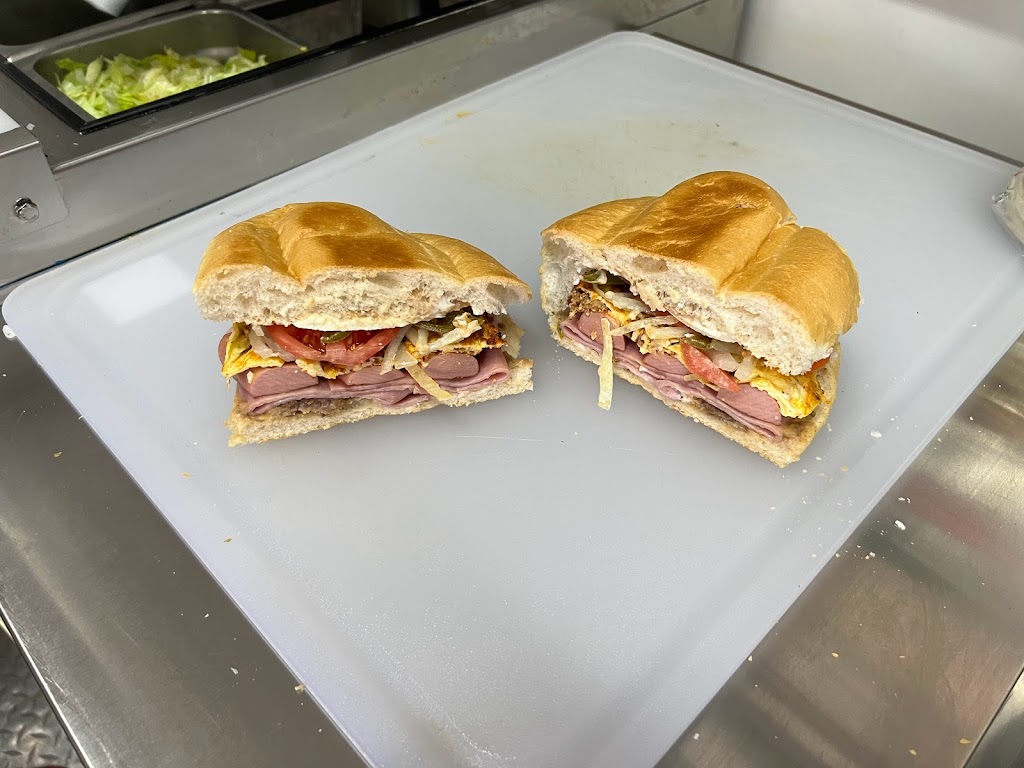 Tortas Camis | restaurant | 2529 Meacham Blvd, Fort Worth, TX 76106, USA | 8178634843 OR +1 817-863-4843