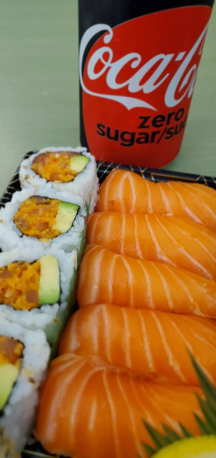 Macs Sushi | restaurant | Conestoga Mall, 550 King St N, Waterloo, ON N2L 5W6, Canada | 5198838188 OR +1 519-883-8188