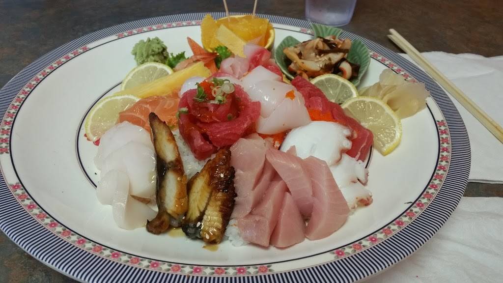 Jai Dee Thai & Japanese Cuisine | restaurant | 823 Melrose Pl, Knoxville, TN 37916, USA | 8652497539 OR +1 865-249-7539