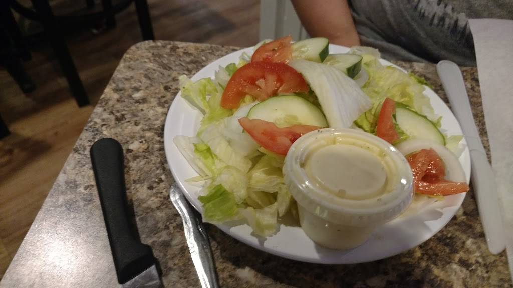 Run-A-Way Restaurant | restaurant | 120 Butterfield Rd, North Aurora, IL 60542, USA | 6302993778 OR +1 630-299-3778