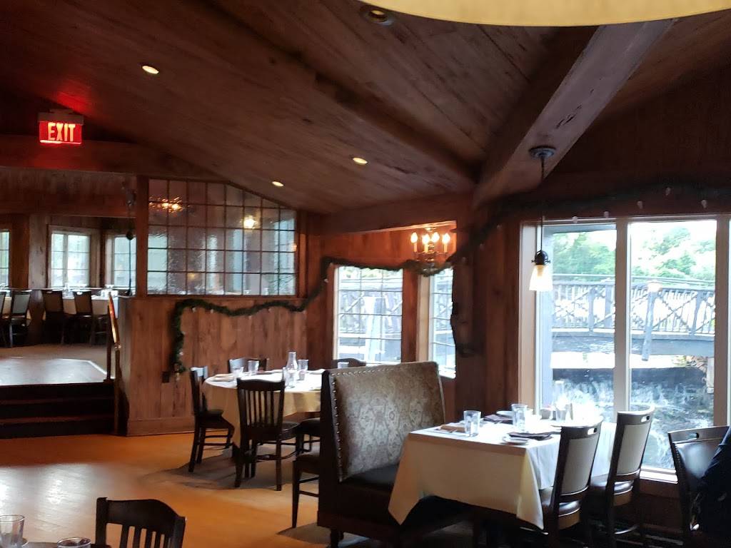 The Old Grist Mill Tavern | restaurant | 390 Fall River Ave, Seekonk, MA 02771, USA | 5083368460 OR +1 508-336-8460