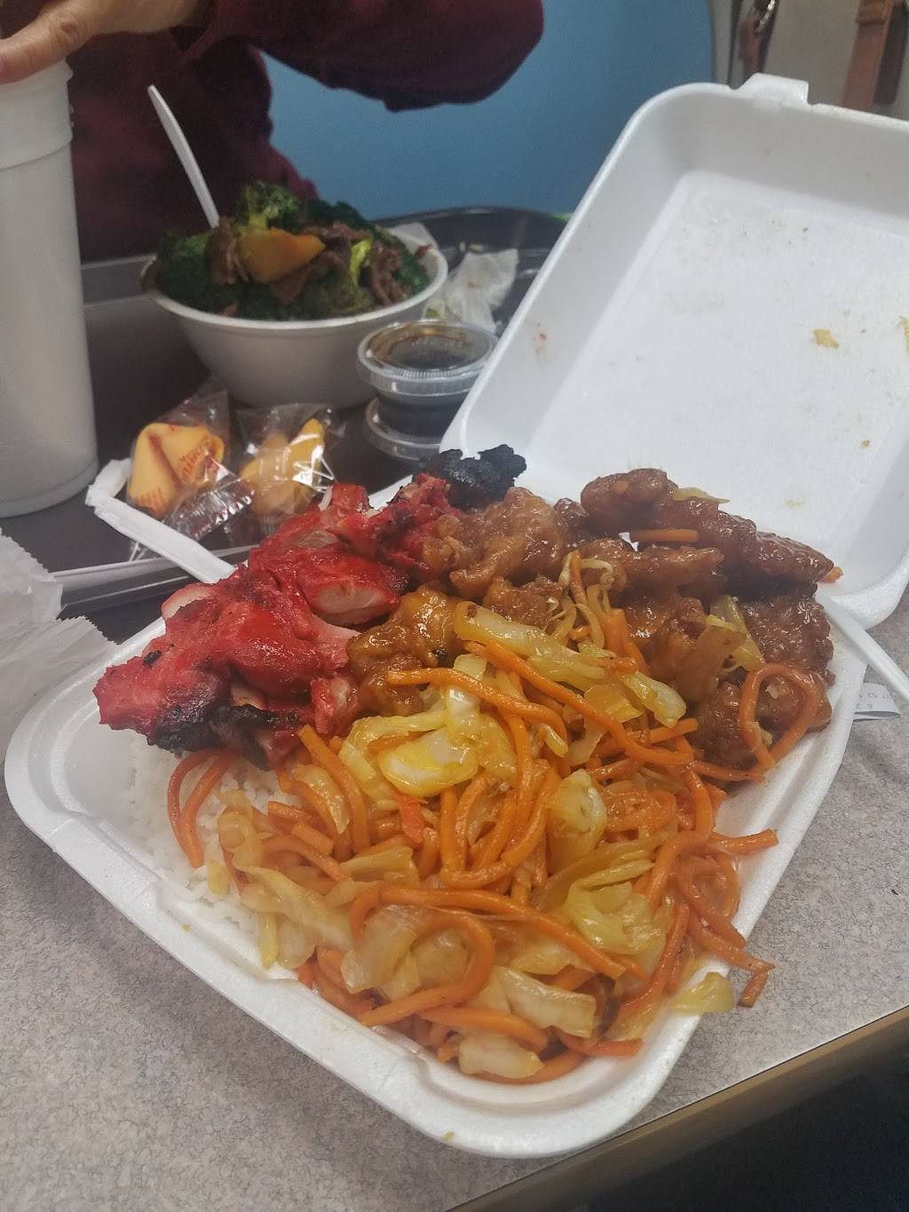 Chinatown Fast Food | restaurant | 25542 Barton Rd, Loma Linda, CA 92354, USA | 9097996633 OR +1 909-799-6633