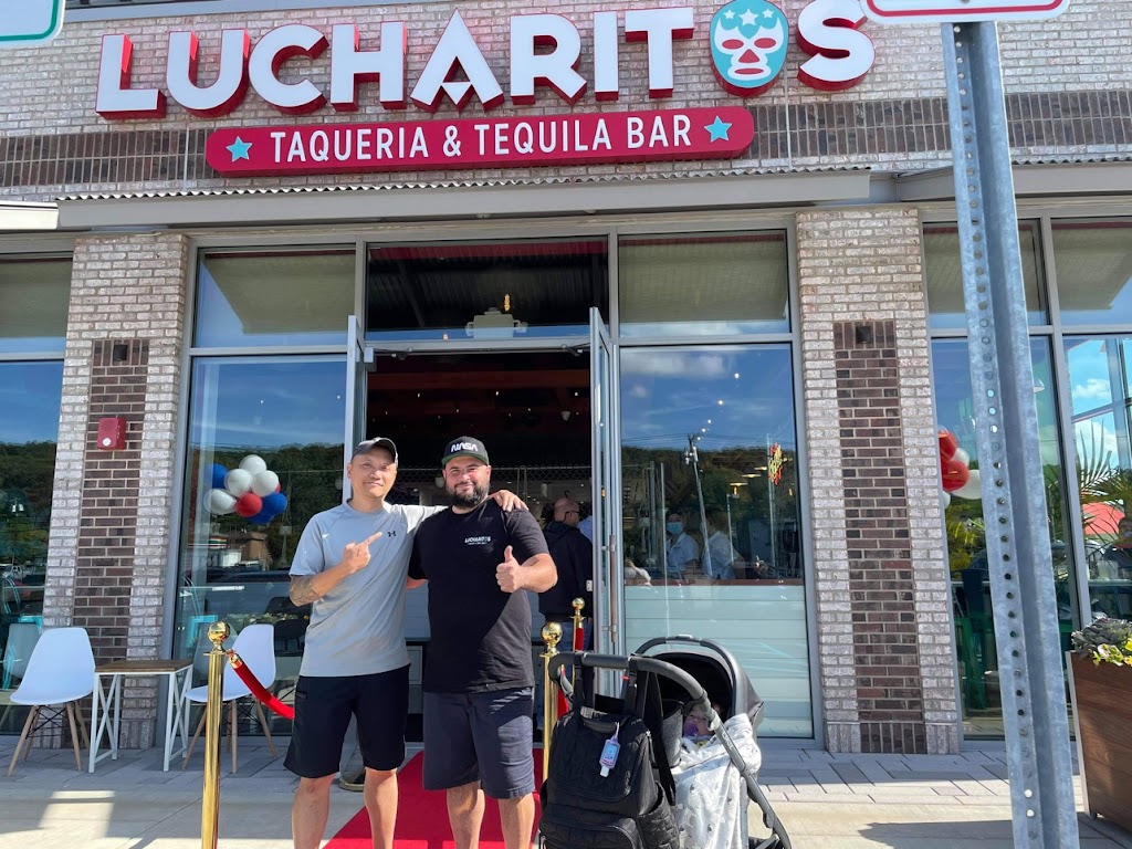 Lucharitos Melville | restaurant | 834B Walt Whitman Rd, Melville, NY 11747, USA | 6314212317 OR +1 631-421-2317