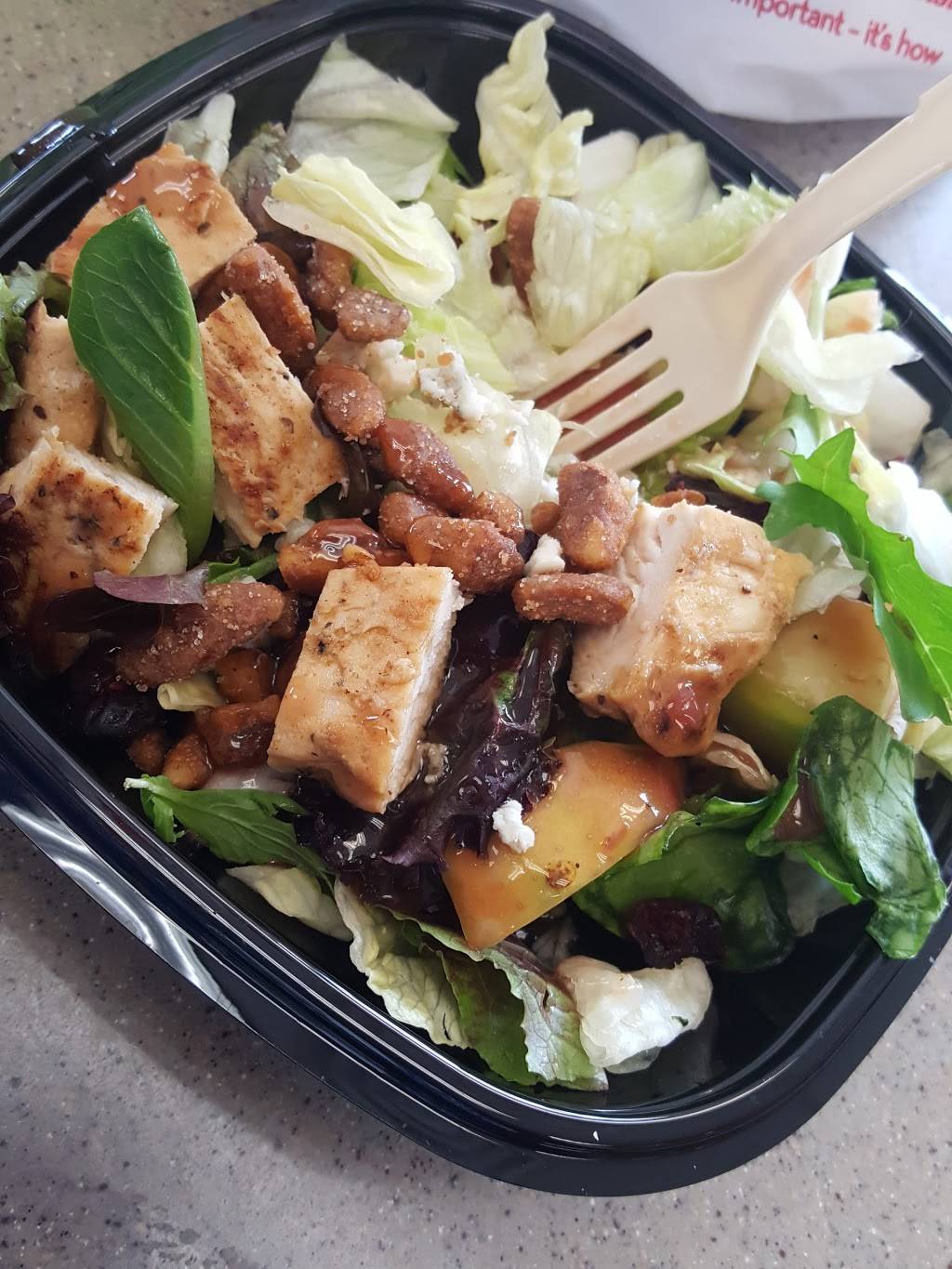 Wendys | restaurant | 637 Hamburg Turnpike, Wayne, NJ 07470, USA | 9737909637 OR +1 973-790-9637