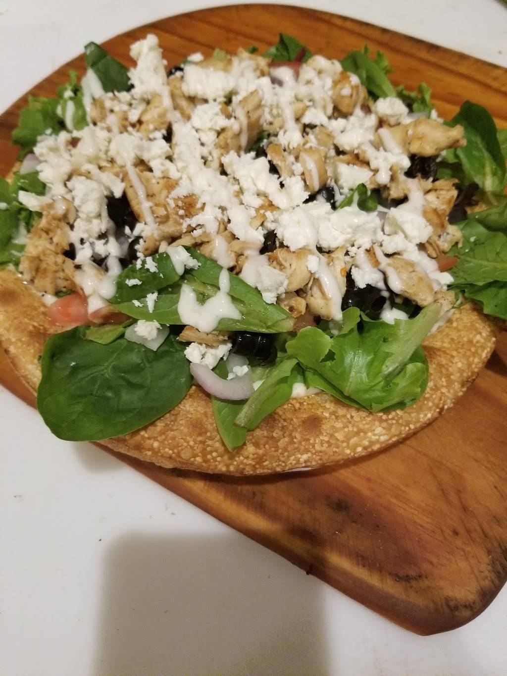 401 pizza | restaurant | 609 Elmwood Ave, Providence, RI 02909, USA | 4014610909 OR +1 401-461-0909