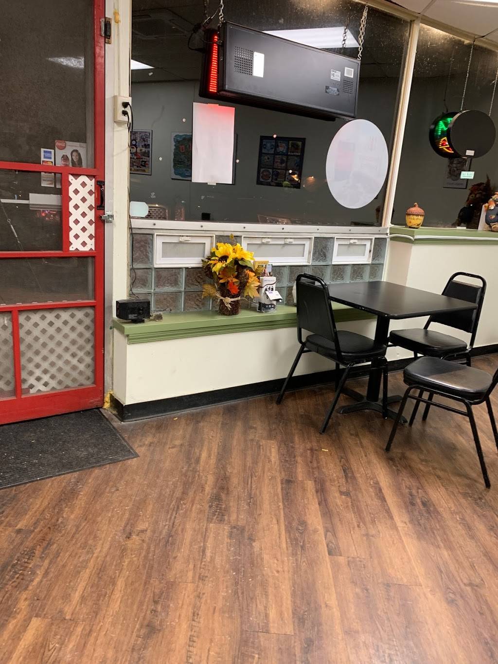 Bob and Johns La Hacienda Amherst | restaurant | 2071 Kensington Ave, Amherst, NY 14226, USA | 7168395535 OR +1 716-839-5535