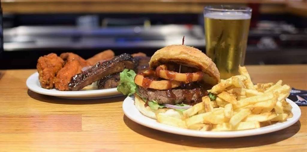 Scotties Pub | restaurant | 202 Pleasant St, Fall River, MA 02721, USA | 5086788991 OR +1 508-678-8991