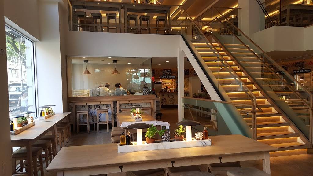 Vapiano NYC | restaurant | 113 University Pl, New York, NY 10003, USA | 2127779477 OR +1 212-777-9477