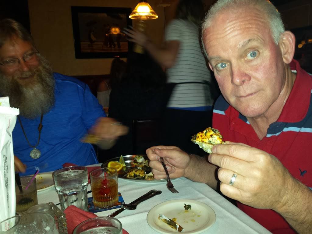 Casa-Mia Lounge & Restaurant | restaurant | 219 18th Ave, Ottawa, IL 61350, USA | 8154340758 OR +1 815-434-0758