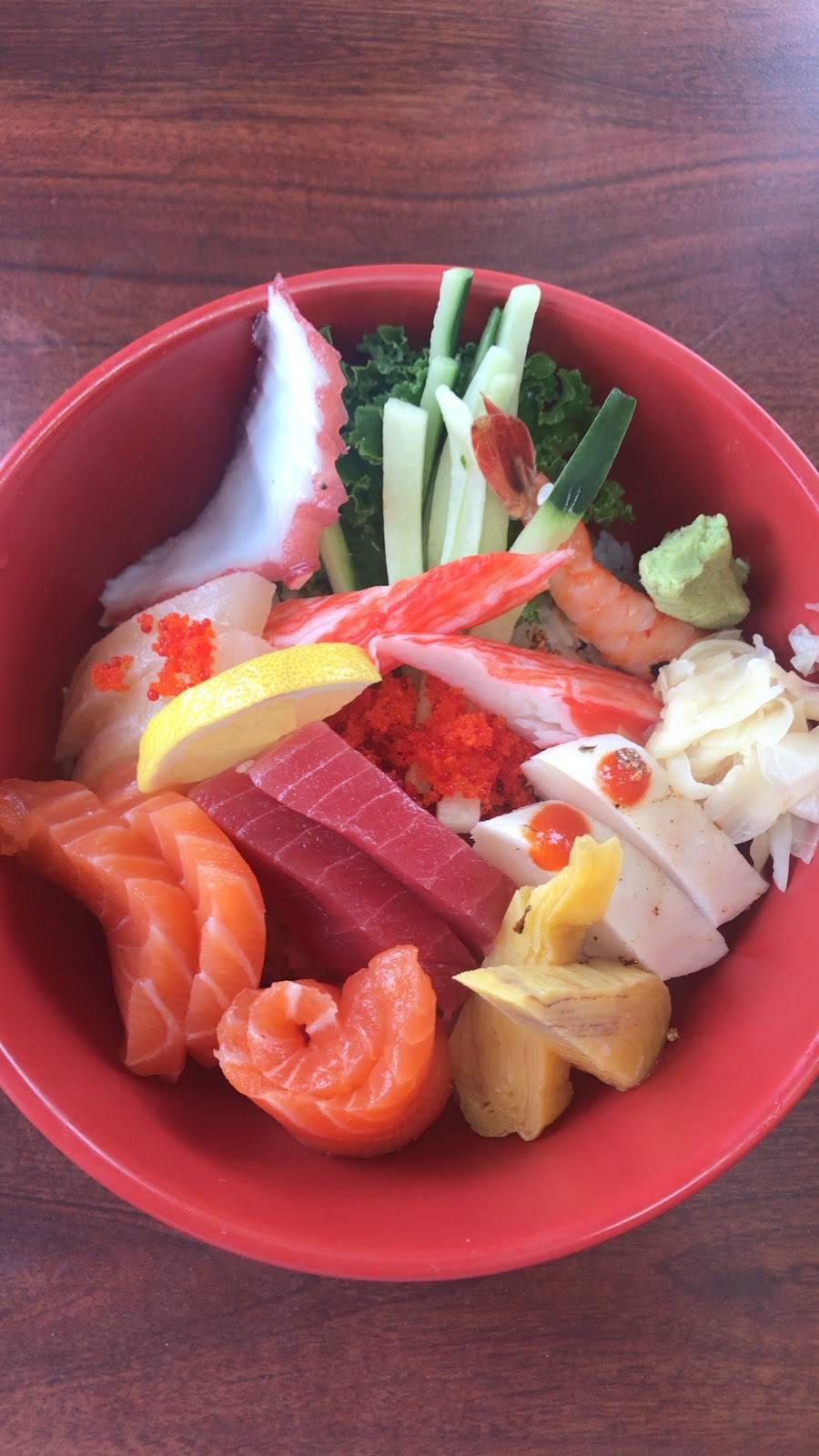 Pearl Sushi | restaurant | 2391 Lake Shore Blvd W, Etobicoke, ON M8V 1B7, Canada | 4162557275 OR +1 416-255-7275