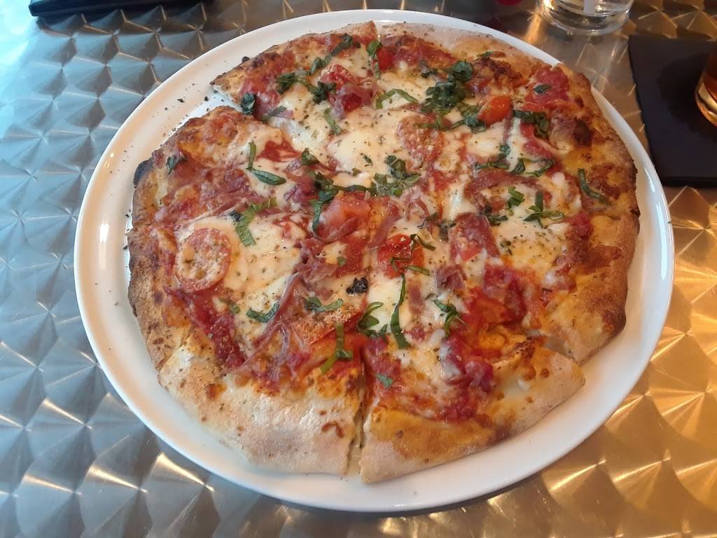 Café Piazza | restaurant | 1900 Arsenal St, St. Louis, MO 63118, USA | 3143430294 OR +1 314-343-0294