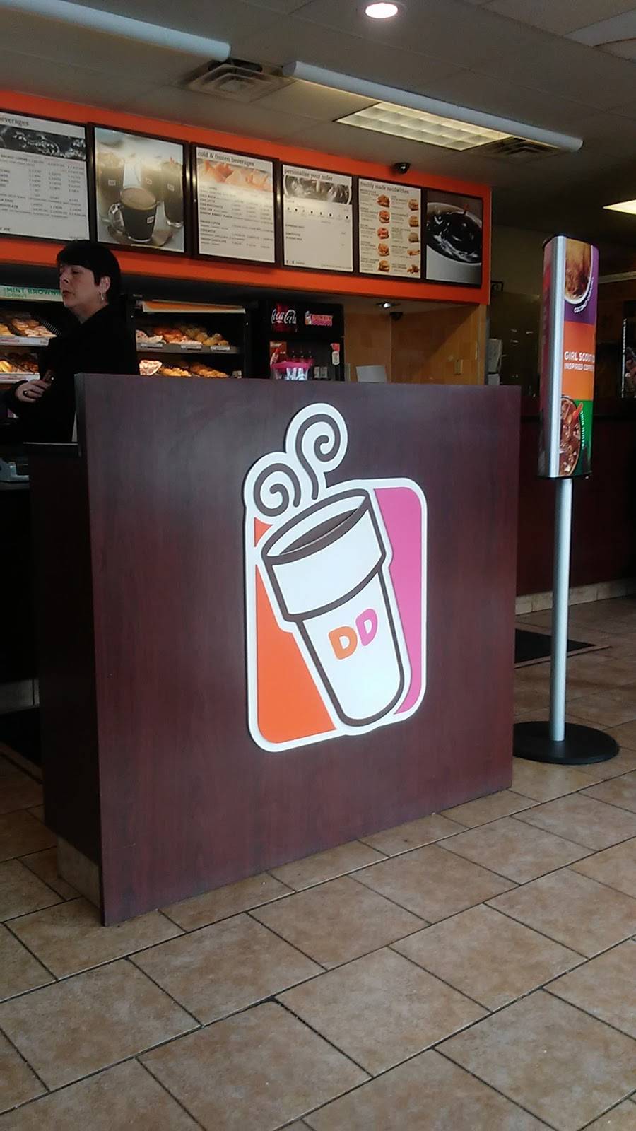 Dunkin | bakery | 226 Winthrop St, North Andover, MA 01845, USA | 9786890900 OR +1 978-689-0900