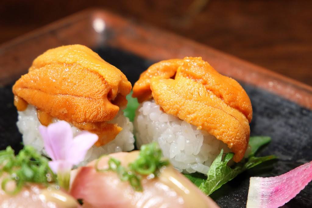 Naoki Sushi | restaurant | 2300 N Lincoln Park W Suite N, Chicago, IL 60614, USA | 7738680002 OR +1 773-868-0002