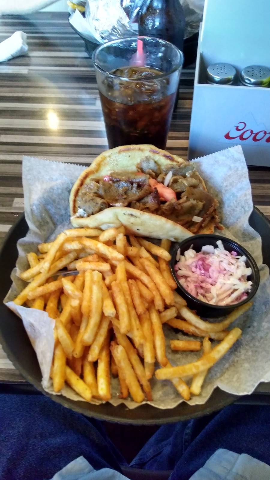 The Docs Inn | restaurant | 985 Avenue of the Cities, Silvis, IL 61282, USA | 3092811008 OR +1 309-281-1008