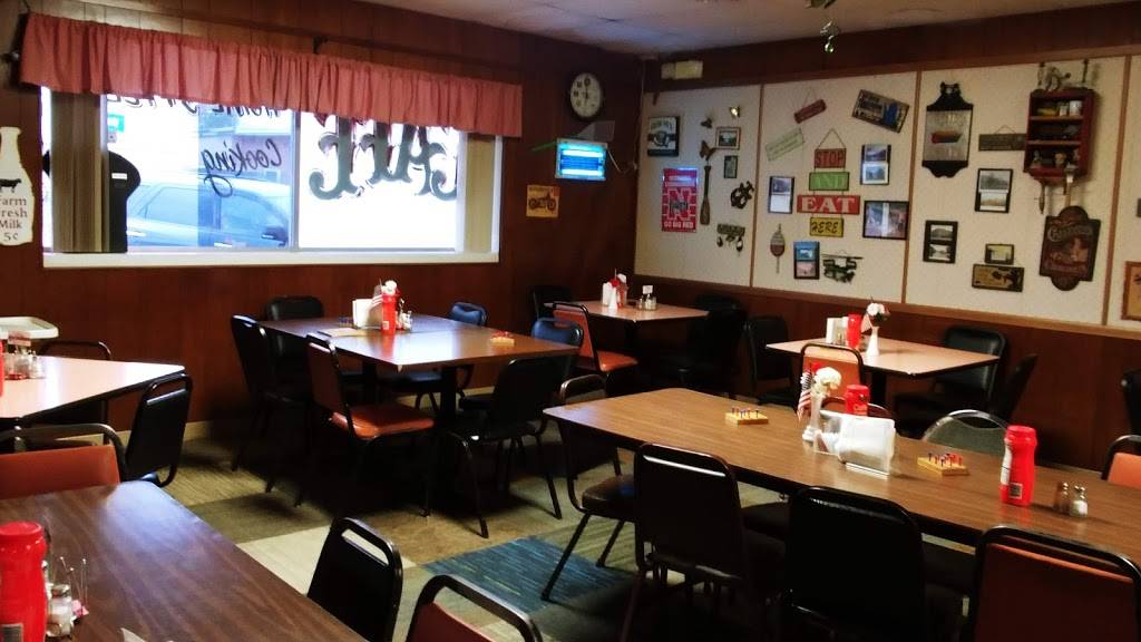 Beemer Cafe | restaurant | 218 Main St, Beemer, NE 68716, USA | 4025283311 OR +1 402-528-3311