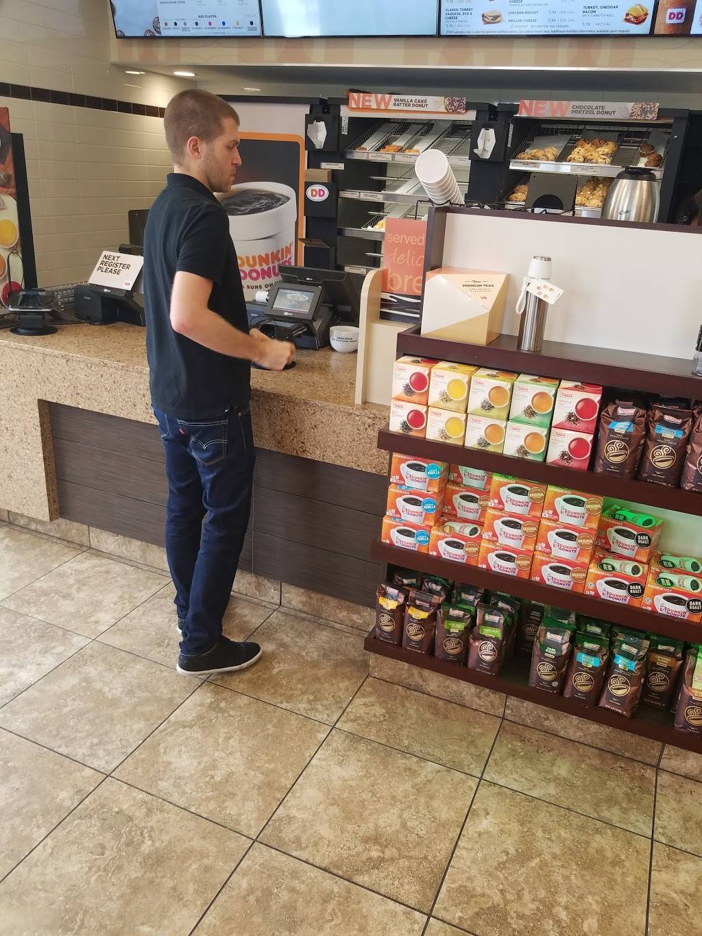 Dunkin | bakery | 273 W Hillsboro Blvd, Deerfield Beach, FL 33441, USA | 9545310709 OR +1 954-531-0709