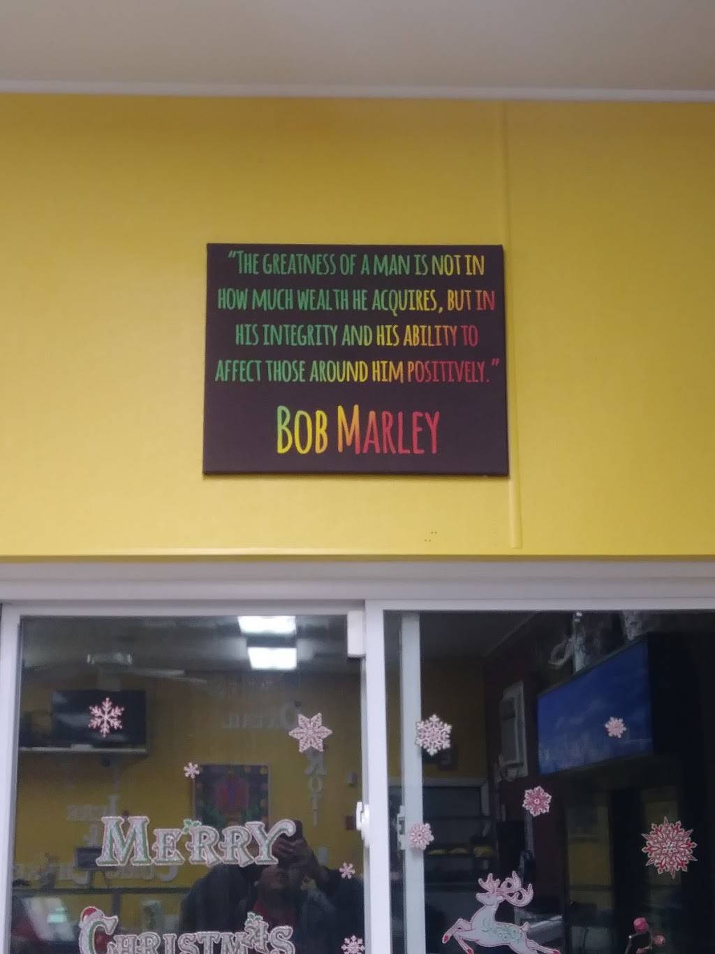 Indiras Kitchen Caribbean Cuisine | restaurant | 255 Dunning Rd, Middletown, NY 10940, USA | 8453940011 OR +1 845-394-0011