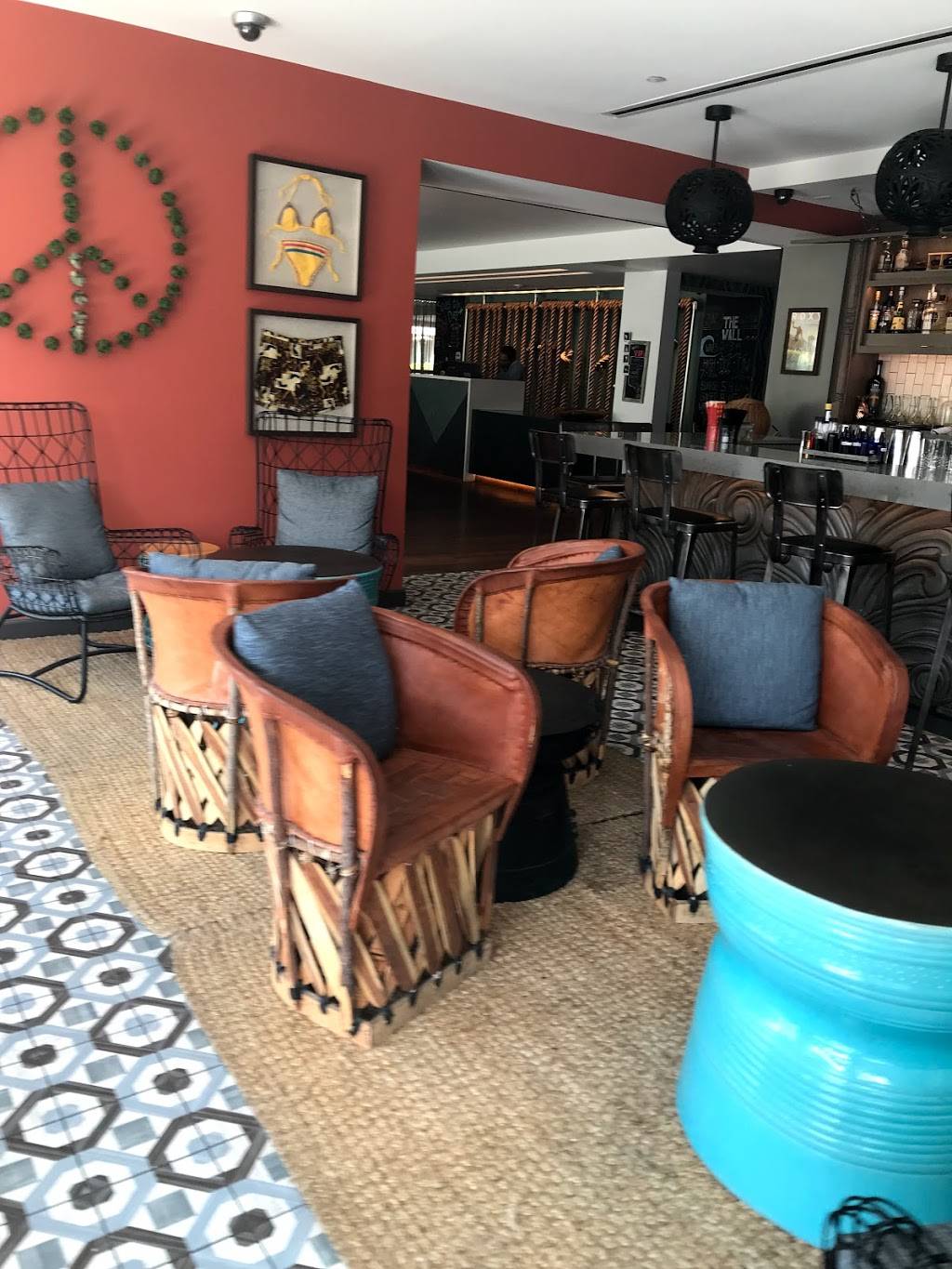 Pacific Hideaway | restaurant | 500 Pacific Coast Hwy, Huntington Beach, CA 92648, USA | 7149654448 OR +1 714-965-4448