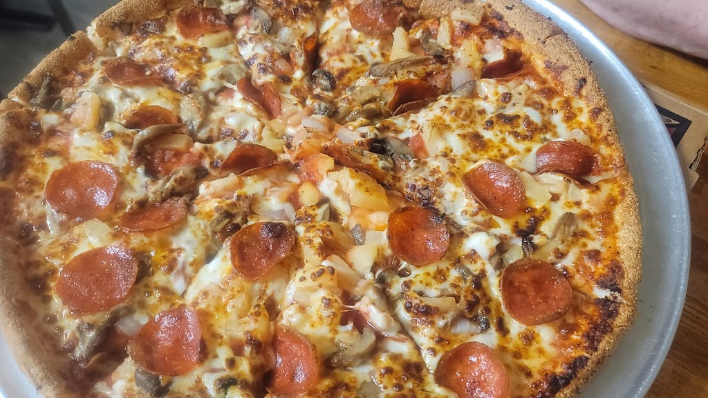 Gemelli’s pizzeria | restaurant | 2153 N Ocoee St, Cleveland, TN 37311, USA | 4237901606 OR +1 423-790-1606