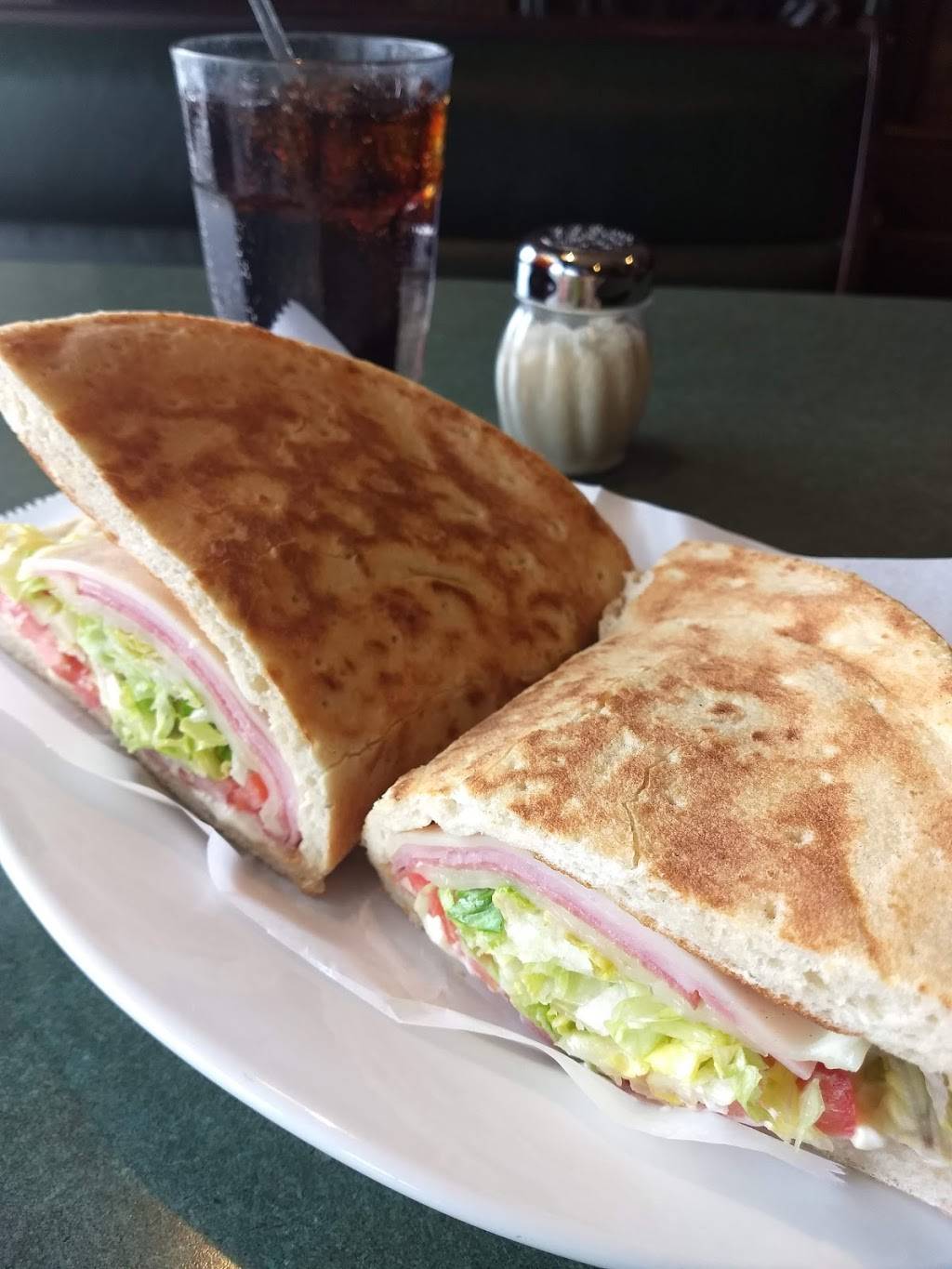 Brothers Pizza | restaurant | 239 N Pennsylvania Ave, Centre Hall, PA 16828, USA | 8143649817 OR +1 814-364-9817