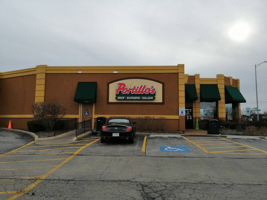 Portillos Hot Dogs | meal takeaway | 950 E Ogden Ave, Naperville, IL 60540, USA | 6309611151 OR +1 630-961-1151