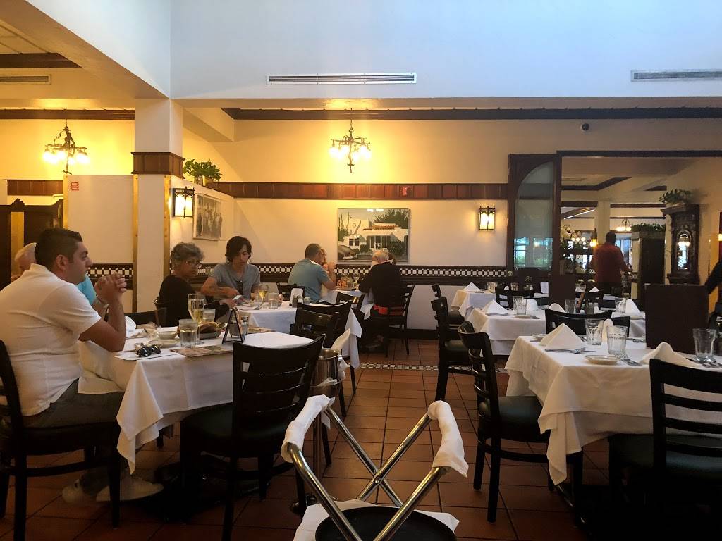 Joes Stone Crab | restaurant | 11 Washington Ave, Miami Beach, FL 33139, USA | 3056730365 OR +1 305-673-0365