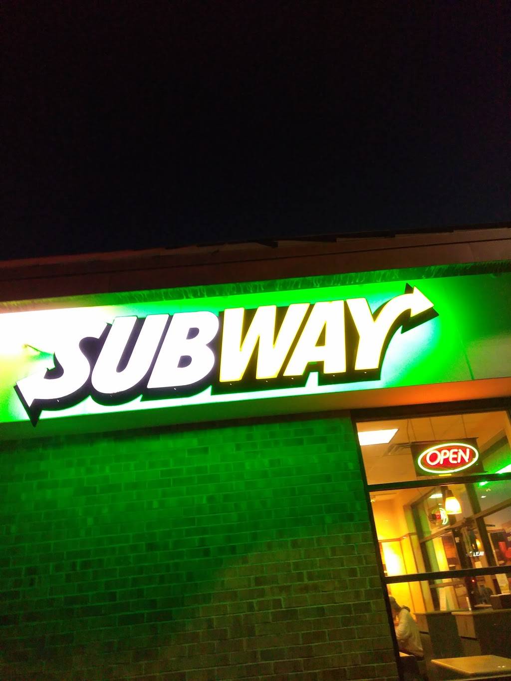Subway Restaurants | restaurant | 4386 S Laburnum Ave, Richmond, VA 23231, USA | 8042223933 OR +1 804-222-3933
