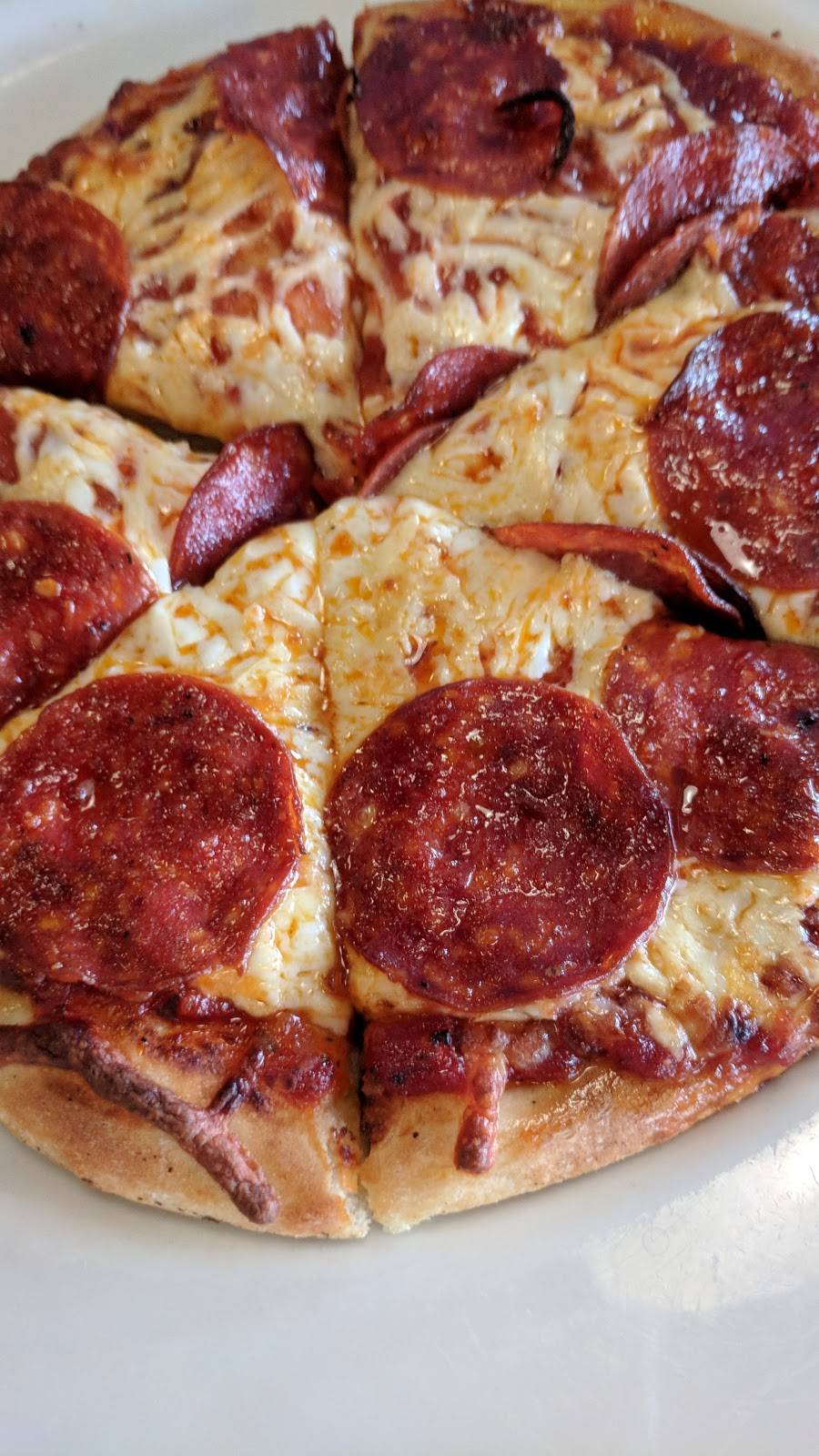 Boston Pizza Americana | restaurant | 8444 Lundys Ln, Niagara Falls, ON L2H 1H4, Canada | 9053566253 OR +1 905-356-6253