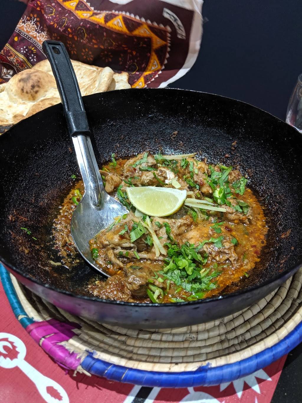 Village Taste - Halal Pakistani Restaurant & Buffet | restaurant | 4141 Dixie Rd #10&11, Mississauga, ON L4W 1V5, Canada | 9052323663 OR +1 905-232-3663