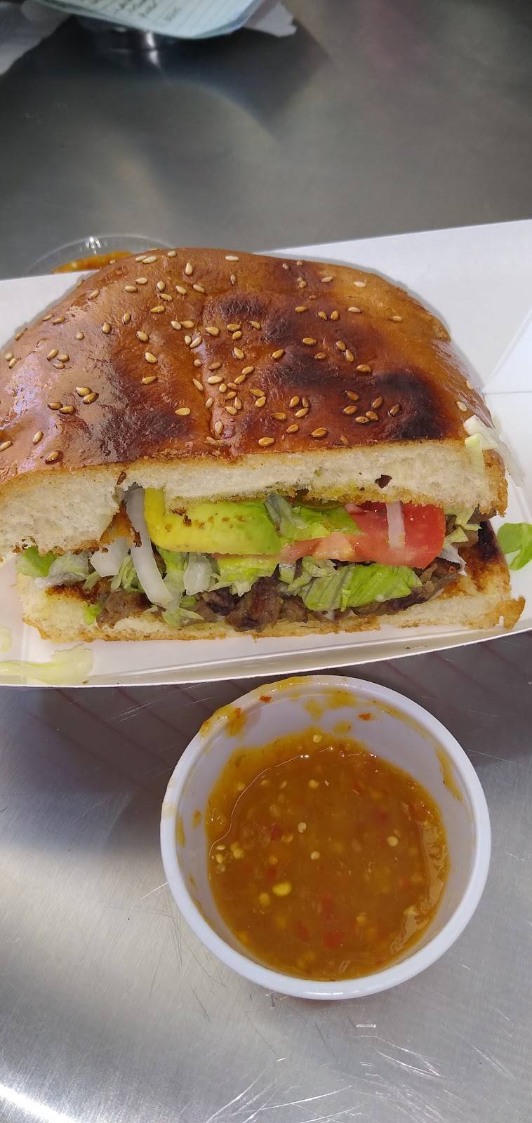 Tacos El Veracruzano | restaurant | 801 E University Dr, McKinney, TX 75069, USA | 9723706288 OR +1 972-370-6288