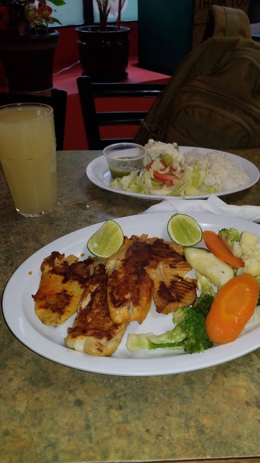 Los Pinos | restaurant | 132 Central Ave, Lynn, MA 01901, USA | 7815846965 OR +1 781-584-6965