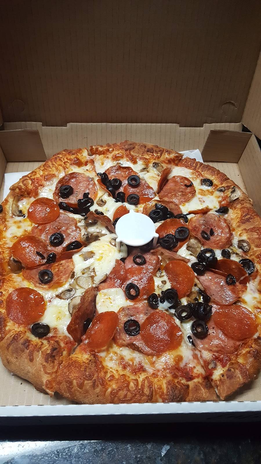 Dutchmans Pizza | restaurant | 6940 Automall Parkway, Gilroy, CA 95020, USA | 4088483322 OR +1 408-848-3322