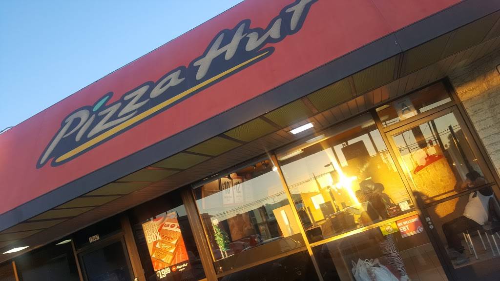 Pizza Hut | restaurant | 12447 Victory Blvd, North Hollywood, CA 91606, USA | 8185058000 OR +1 818-505-8000