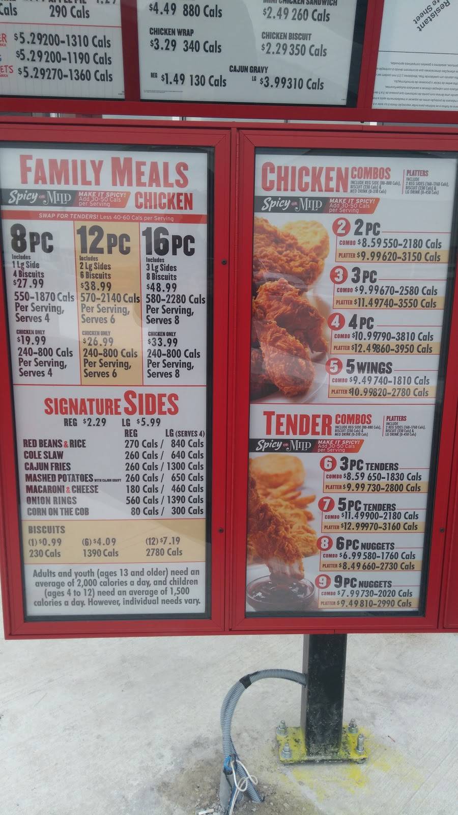 Popeyes Louisiana Kitchen | restaurant | 199 Bell Blvd, Belleville, ON K8P 5B8, Canada | 6137791008 OR +1 613-779-1008