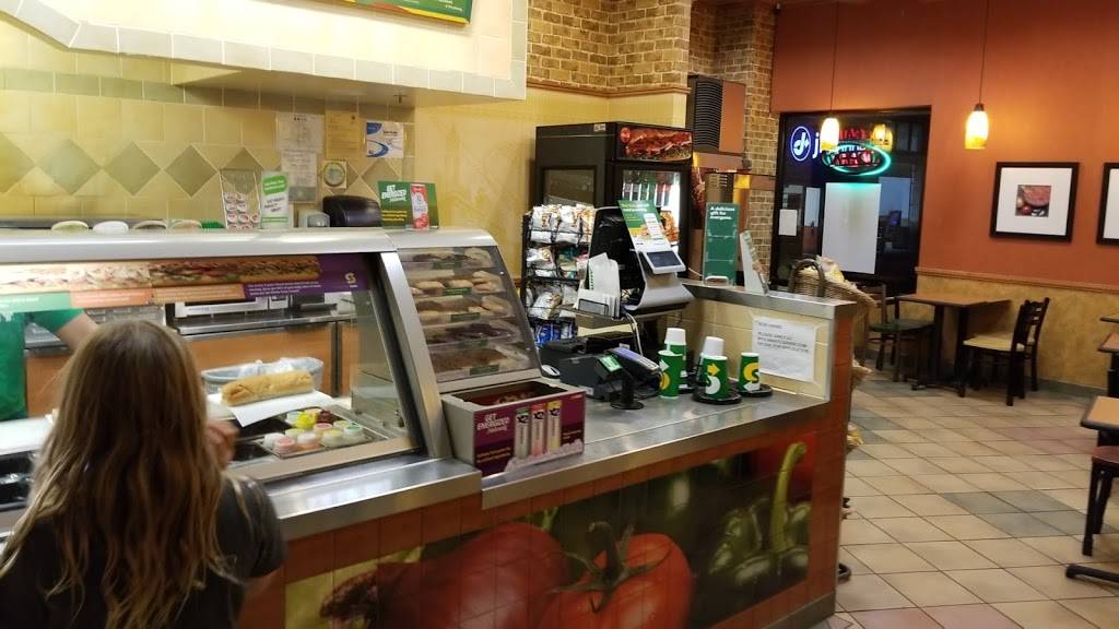 Subway Restaurants | restaurant | 1000 King Dr #101, Daly City, CA 94015, USA | 6504517640 OR +1 650-451-7640