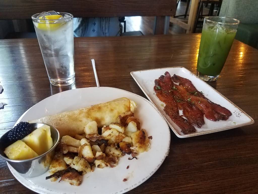 First Watch - N. Black Canyon Hwy | restaurant | 9645 N Black Canyon Hwy, Phoenix, AZ 85021, USA | 6029433232 OR +1 602-943-3232