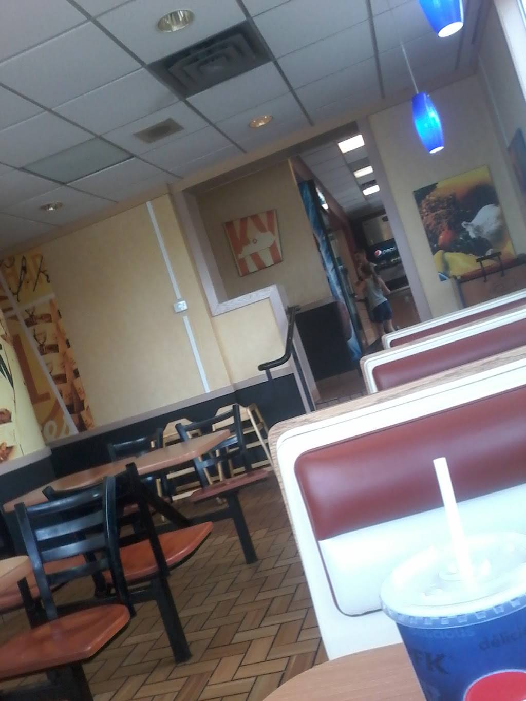 Taco Bell | meal takeaway | 499 Dundas St N, Cambridge, ON N1R 5R8, Canada | 5196217000 OR +1 519-621-7000