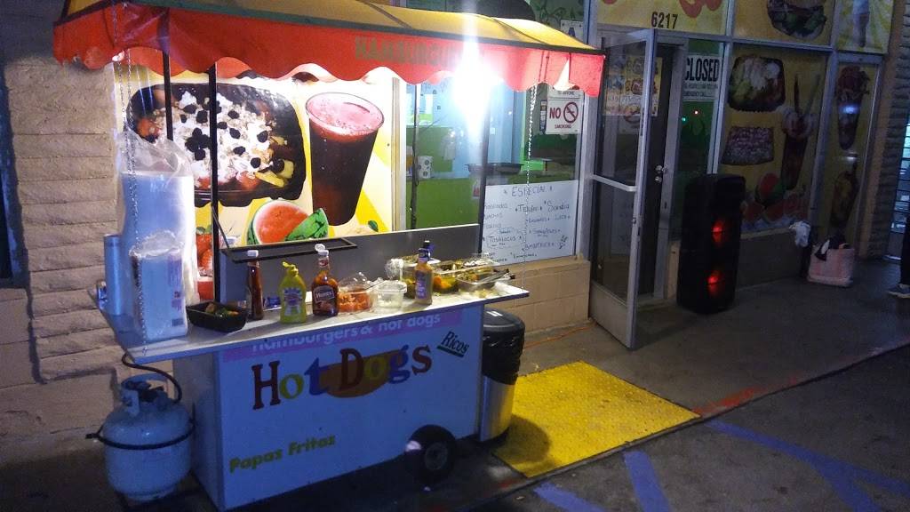 Paradiso Fruit | restaurant | 4214, 6217 Imperial Ave, San Diego, CA 92114, USA | 6196742286 OR +1 619-674-2286